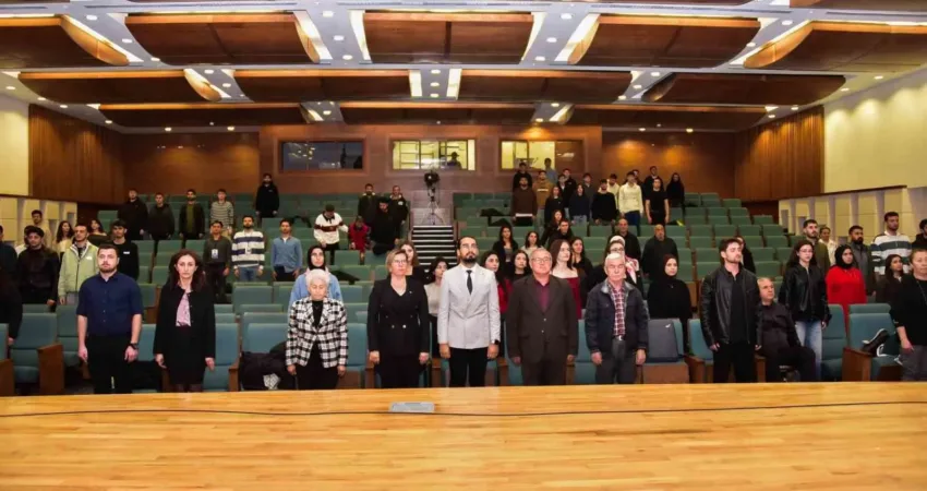 MSKÜ’de “Söz Sırası Bizde” paneli özel öğrenciler hayat hikayelerini paylaştı Muğla Sıtkı Koçman Üniversitesi (MSKÜ) Engelsiz Kampüs Birimi tarafından 3