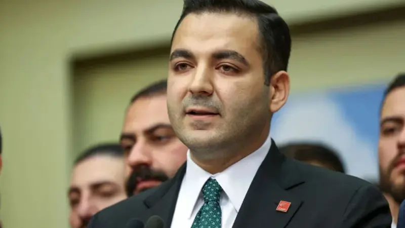 CHP Gençlik Kolları Genel Başkanı Cem Aydın hakkında sosyal medyadaki