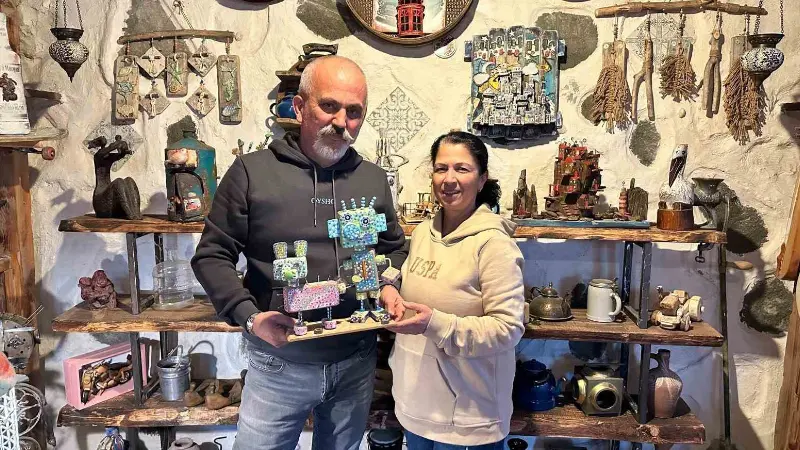 Isparta’da 60 yaşındaki emekli esnaf Rıfat Küçükşahin, pandemi döneminde hobi