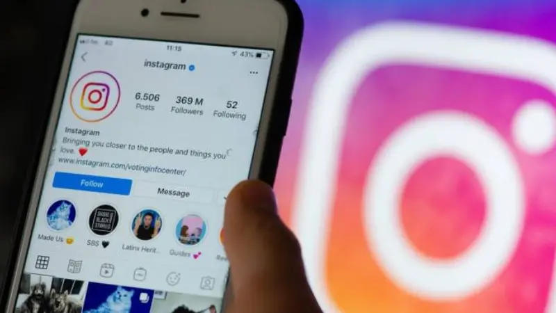 Dünyanın en popüler sosyal medya ağlarından Instagram, profil sayfalarında dikdörtgen