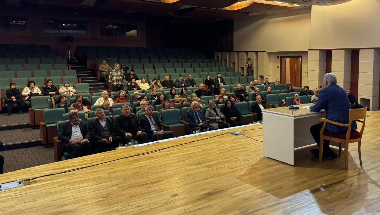 AK Parti Muğla Milletvekili Kadem Mete, Muğla Sıtkı Koçman Üniversitesi’nde,