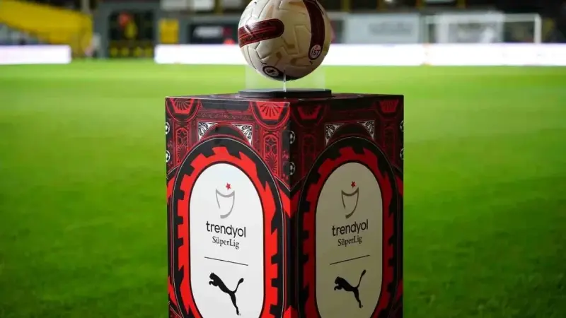 Trendyol Süper Lig'in 21. haftası, yarın oynanacak bir maçla başlayacak.