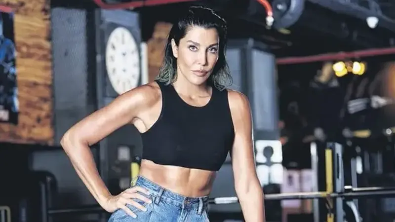 Ünlü manken Deniz Akkaya, eski menajeri Merih Yılmaz’ı darp ettirip