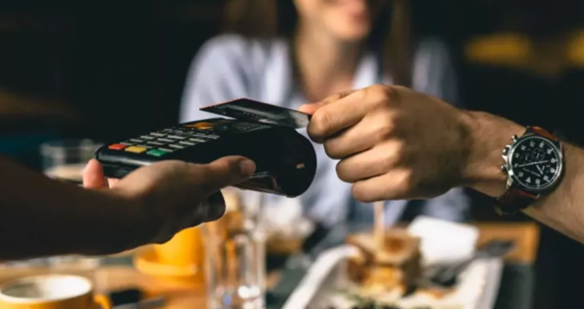 Yemek Kartlarına Danıştay Düzenlemesi Danıştay, yemek kartlarının marketlerde kullanılmasında yeni bir düzenlemeye gitti. Peki