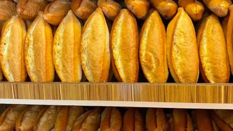 Muğla’nın Bodrum ilçesinde gramajın 200'den 240'a yükseltilmesi sonrası ekmeğe zam