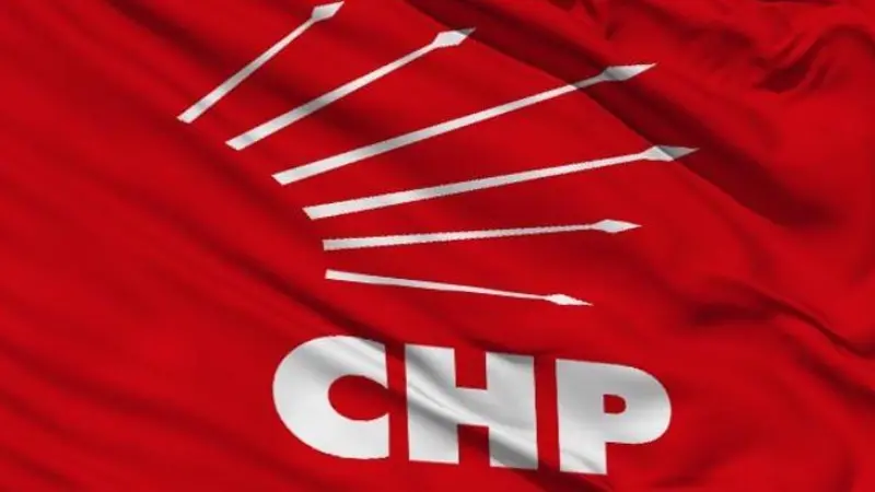 CHP’de ‘para sayma görüntüleri’ soruşturması: İmamoğlu ile birlikte 106 kişi gözaltına alındı İBB Başkanı Ekrem İmamoğlu, sabah erken saatlerde evine düzenlenen polis
