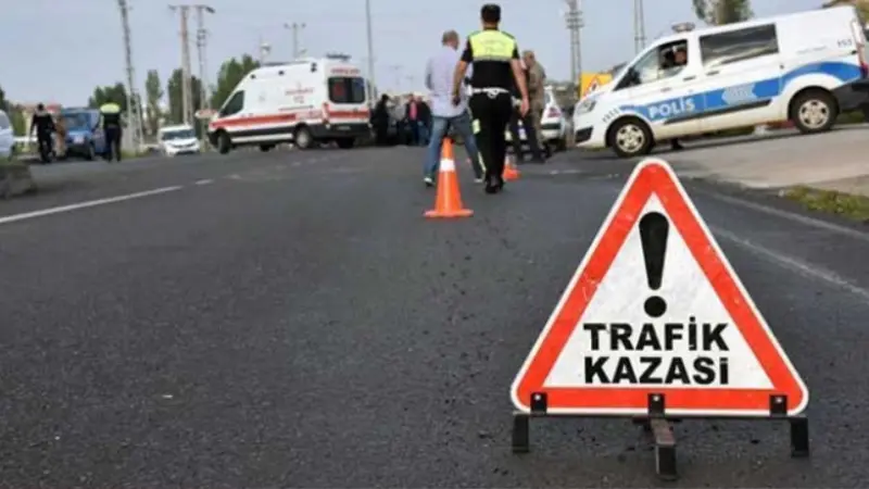 Cumhurbaşkanlığı konvoyunda feci kaza: 2 şehit Cumhurbaşkanlığı Strateji ve Bütçe Başkanı İbrahim Şenel'e eskortluk yapan koruma