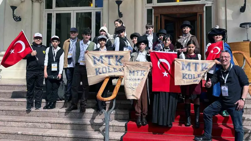 Dünya çapında prestijli bir organizasyon olan ve İngilizce sahne sanatları,