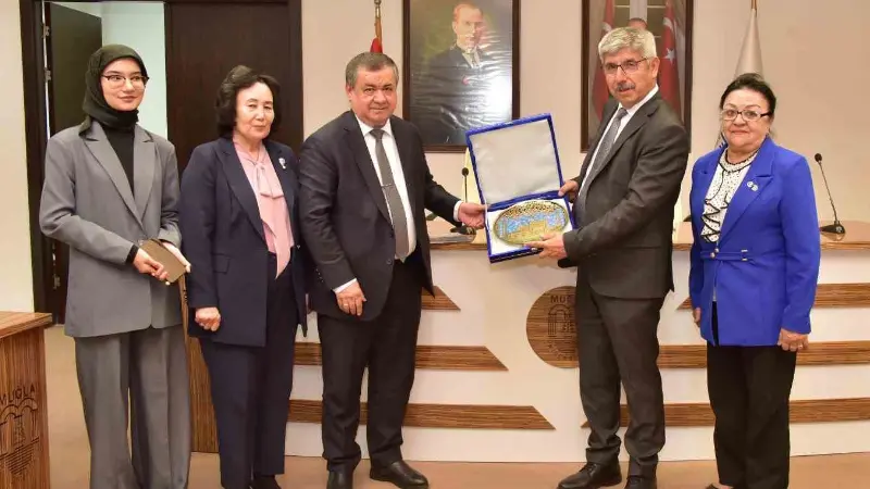 Muğla Sıtkı Koçman Üniversitesi ile Özbekistan Ulusal Üniversitesi arasında eğitim,