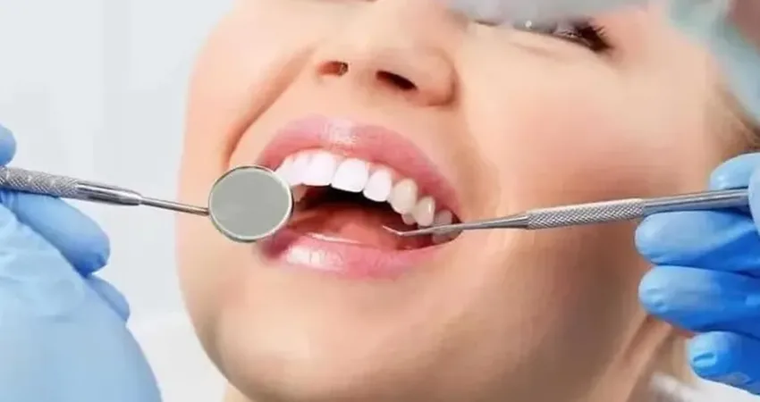 Uzman Diş Hekimi Dr. Ümit Sait Yavuz, yirmilik dişlerin zamanında