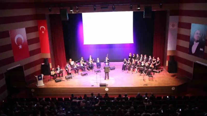 Muğla Büyükşehir Belediyesi Konservatuvarı Türk Sanat Müziği Bölümü öğrencileri, Gazi