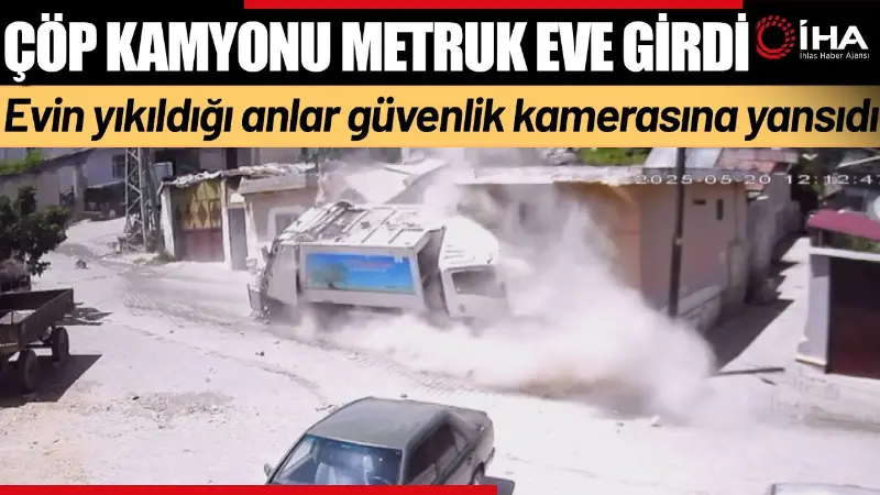 Hatay’da sürücüsünün direksiyon hakimiyetini kaybettiği çöp kamyonunun çarptığı metruk ev