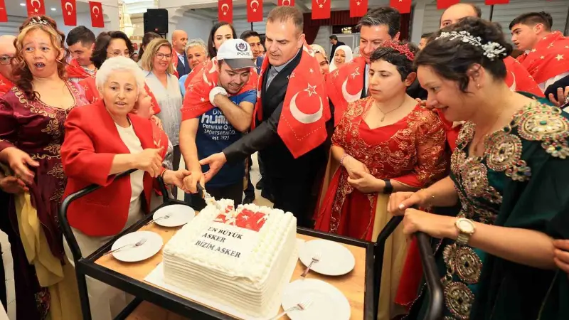 Muğla Engelliler Derneği tarafından Menteşe Öğretmenevinde, temsili askerlik yapacak engelli