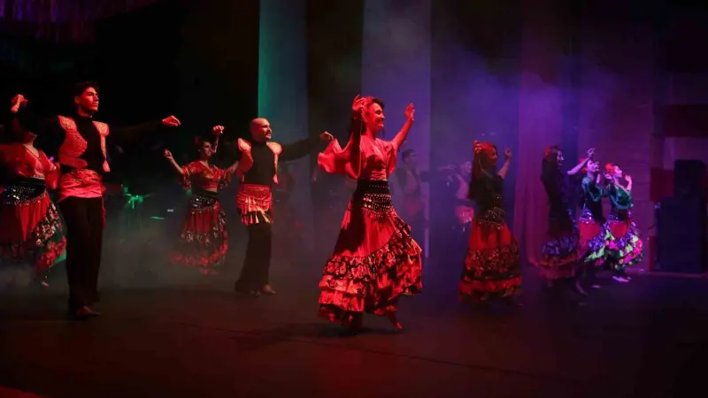 Muğla Büyükşehir Belediyesi, 29 Nisan Dünya Dans Günü'nü Gazi Mustafa