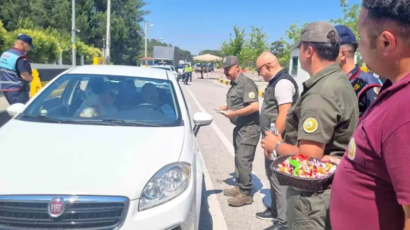 Bayram tatilcilerine ’broşürlü’ yangın uyarısı Muğla Orman Bölge Müdürlüğü, Kurban Bayramı tatili süresince bölgedeki yoğun
