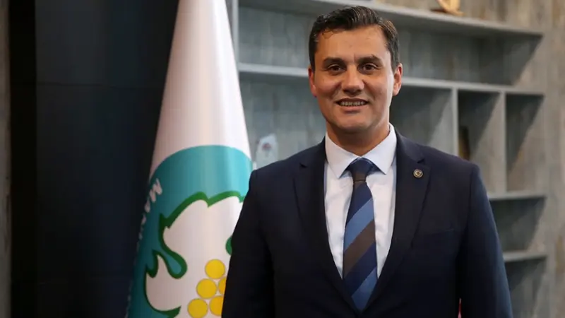 CHP Bodrum’dan Ferdi Zeyrek’e hakaret eden paylaşıma sert tepki CHP Bodrum İlçe Başkanlığı, Manisa Büyükşehir Belediye Başkanı merhum Ferdi