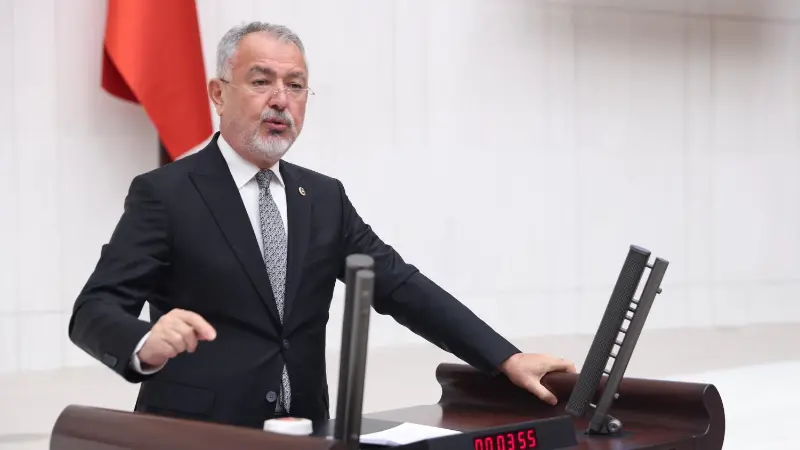 Cumhur Uzun: “Muğla Ölümlü Trafik Kazalarında 7’nci Sırada” CHP Muğla Milletvekili Cumhur Uzun, Muğla’da artan ölümlü ve yaralanmalı