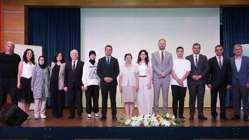 “İnsan ve Zanaat” Fotoğraf Yarışması ödülleri sahiplerini buldu Muğla İl Millî Eğitim Müdürlüğü tarafından yürütülen, Millî Eğitim Bakanlığı