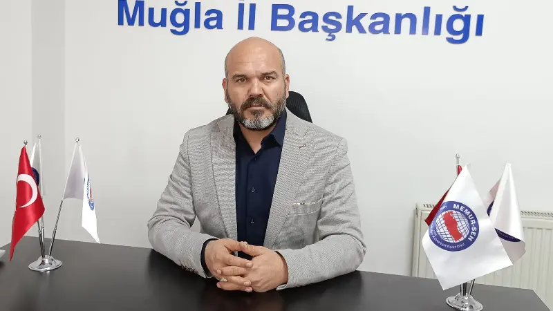 Memur-Sen Muğla İl Başkanı Çiçek:“Yeni atanan memurlar, Muğla’yı tercih etmiyor” Memur-Sen Muğla İl Başkanı Özcan Çiçek, “Yeni atanan memurlar, yüksek