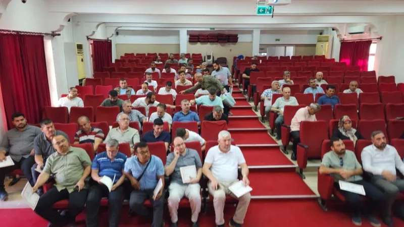 Akyaka’da Misina Az Kalsın Martıyı Canından Ediyordu Muğla’nın Akyaka Mahallesi’nde misinaya dolanmış halde bulunan martı, çevreciler tarafından