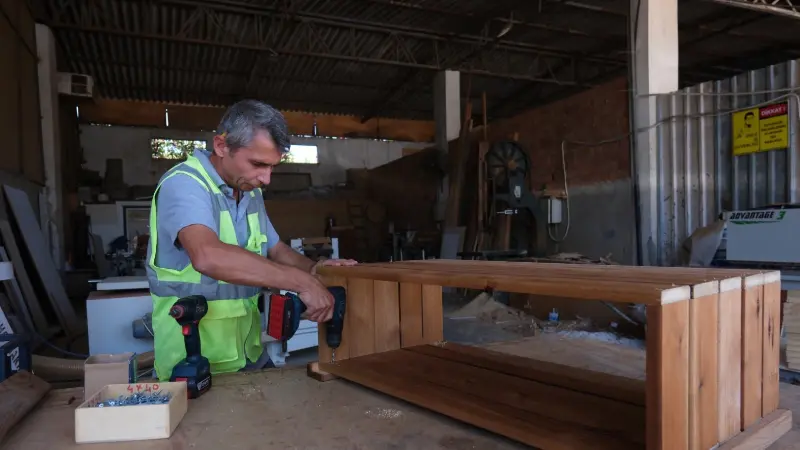 Bodrum Belediyesi, ilçe genelindeki park, meydan ve peyzaj düzenlemelerinde kullanılan