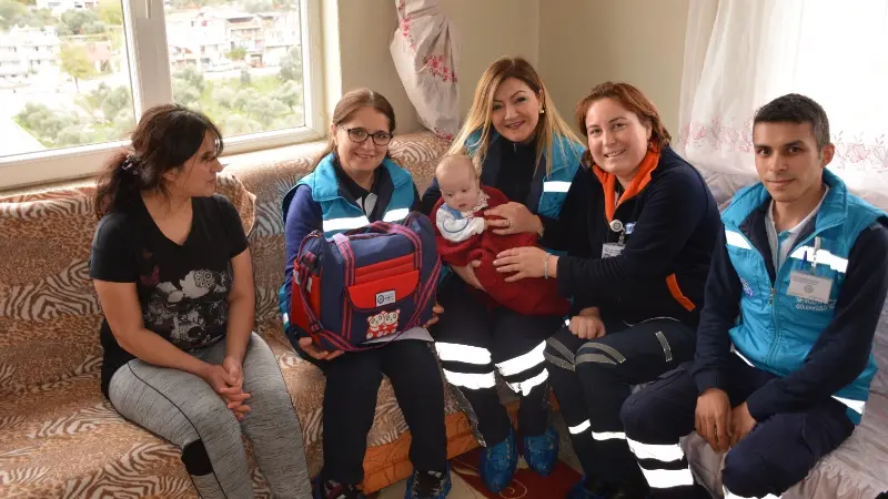 Muğla Büyükşehir Belediyesi, bebek sahibi olan ailelerin mutluluğuna ortak olmaya,