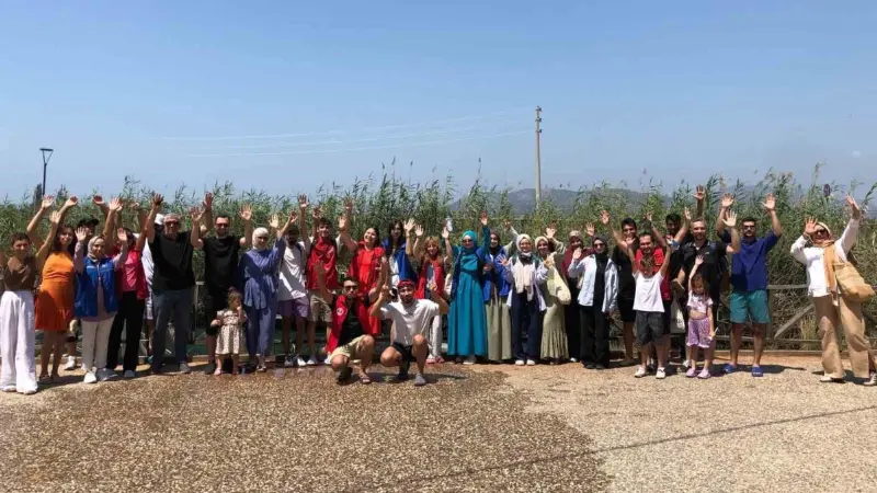 Muğla Gençlik ve Spor İl Müdürlüğü'ne bağlı gençlik merkezlerinin gönüllüleri,