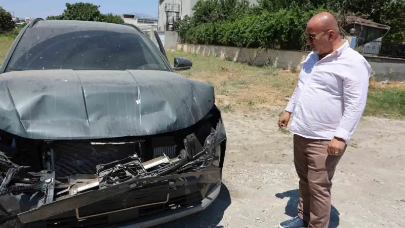 Kazada yeni aldığı aracın hava yastıkları açılmayınca Hyundai’ye 5.5 milyon TL’lik dava açtı Aydın'da sıfır aldığı aracının hava yastıkları kazada açılmayan Fırat Soncul,