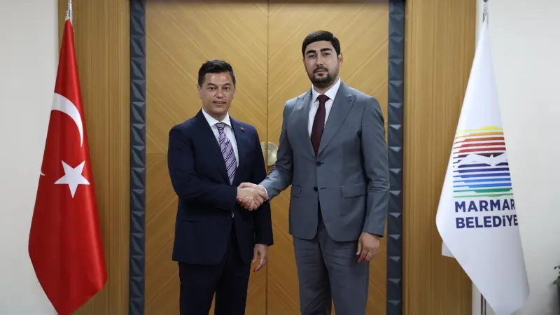 Kazakistan Cumhurbaşkanı Yardımcısı ve Halk Meclisi Başkan Yardımcısı Rassul Akhmedov,