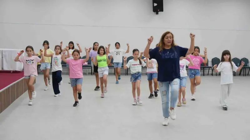 Menteşe Belediyesi'nin bu yıl geleneksel olarak düzenlediği ve 6-16 yaş