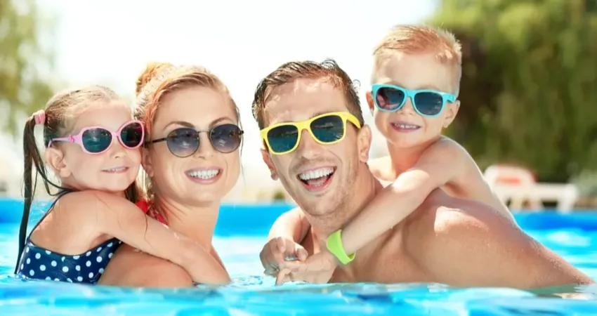 Göz Hastalıkları Uzmanı Op. Dr. Burcu Usta Uslu, yaz aylarında