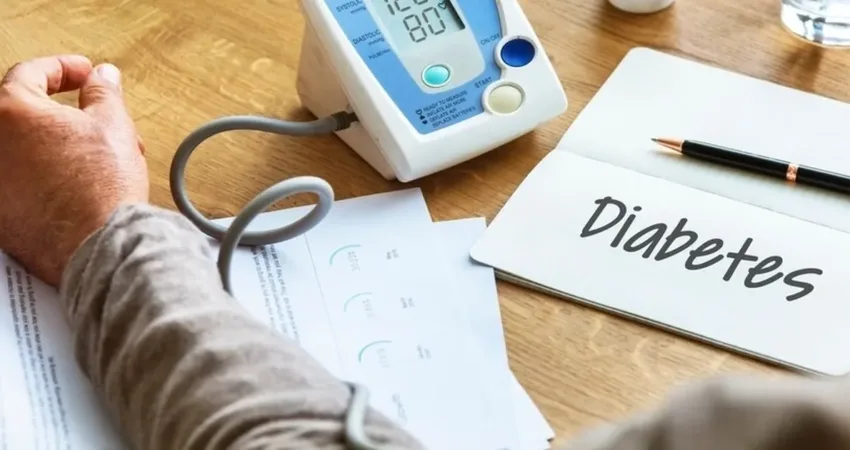 Yaz sıcaklarında diyabetliler için 7 hayati önlem Yaz aylarında artan sıcaklık, nem oranı ve değişen günlük alışkanlıklar,