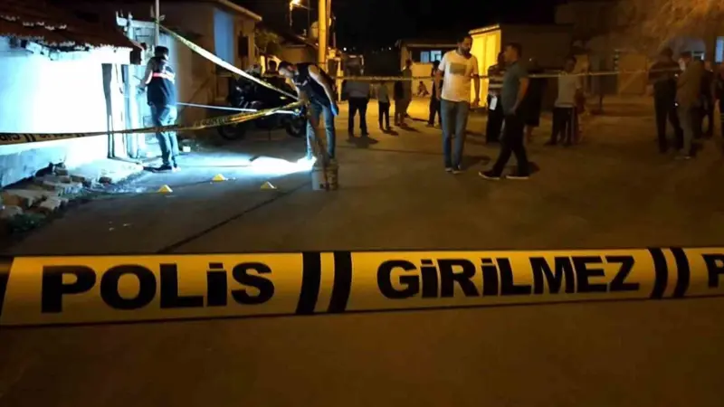 Edirne’nin Çavuşbey Mahallesi’nde 75 yaşındaki R.T, eşiyle tartışmasının ardından evinin