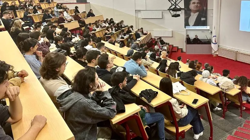 Devlet Üniversitelerinde Rekor Doluluk: Kontenjanlar Yüzde 99 Doldu Yükseköğretim Kurulu (YÖK) Başkanı Prof. Dr. Erol Özvar, YKS yerleştirme