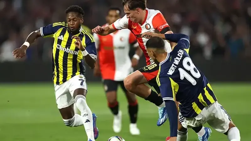 Fenerbahçe, UEFA Şampiyonlar Ligi 3’üncü Eleme Turu ilk maçında deplasmanda