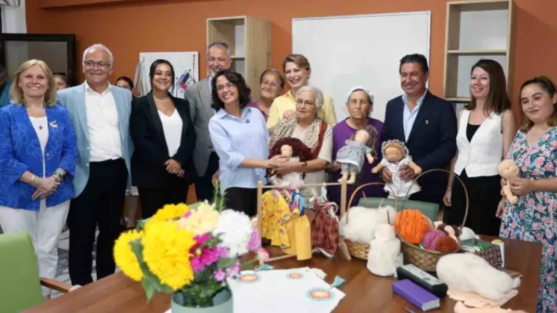 Muğla Büyükşehir ‘Kadın Yaşam Merkezleri’ meslek sahibi yapıyor Muğla Büyükşehir Belediyesi'nin Bayır, Yeşilyurt ve Yatağan'da açtığı Kadın Yaşam