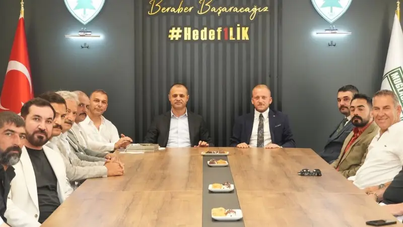 Yeni sezon öncesi hazırlıklarını sürdüren Muğlaspor, MHP Muğla İl Başkanı