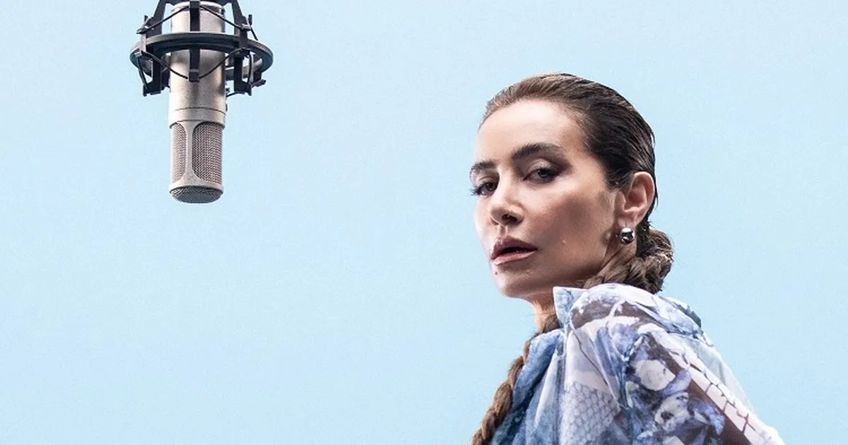 Türk pop müziğinin güçlü şarkı yazarı ve seslerinden Sıla, en