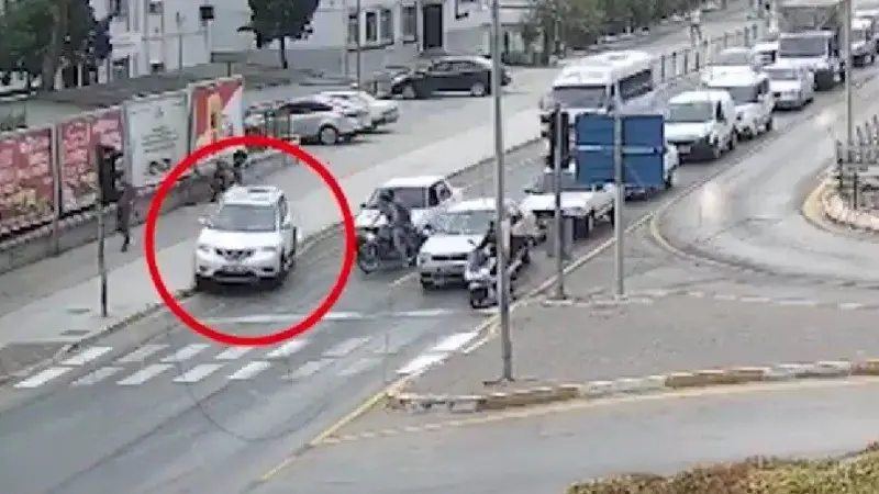 Denizli'de, yaya kaldırımında ilerleyen sürücüye sosyal medya ihbarı sonrası 5.146