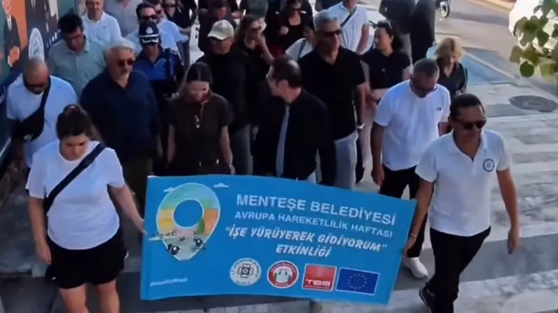 Menteşe Belediyesi çalışanları, Avrupa Hareketlilik Haftası kapsamında işe yürüyerek giderek