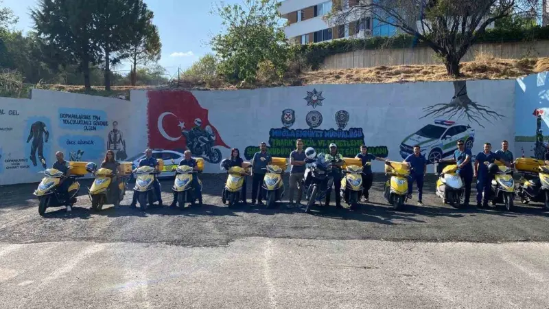 Muğla Trafik Tescil ve Denetleme Şube Müdürlüğü'nde motosikletli trafik eğitmeni