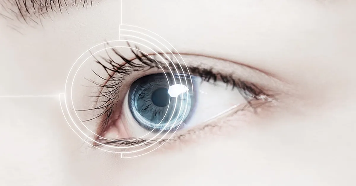 Ani şaşılık, çift görme, görme kaybı veya göz kapağı düşüklüğü