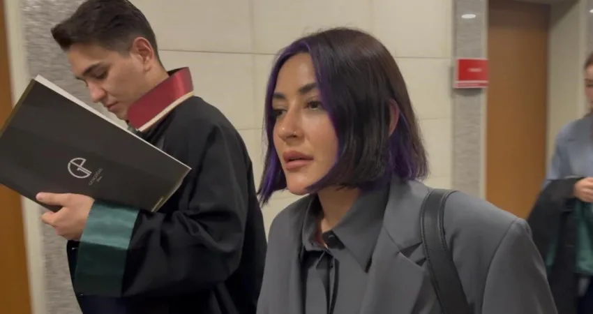 Şarkıcı Melek Mosso, iki yıl önce evlendiği Serkan Sağdıç'tan anlaşmalı