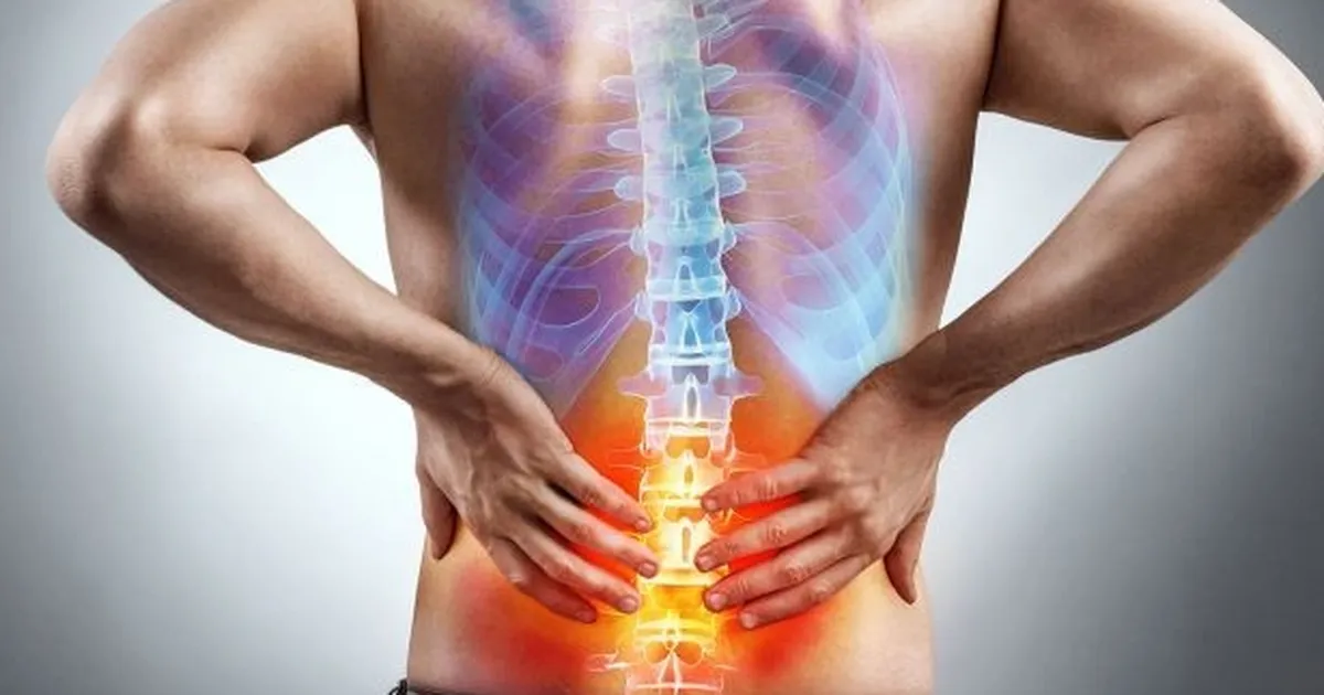 Ortopedi ve Travmatoloji Uzmanı Prof. Dr. Mahmut Nafiz Akman, kemik