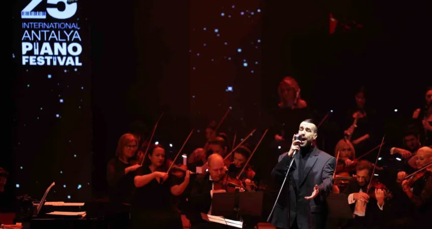 25. Uluslarararası Antalya Piyano Festivali konserle başladı Antalya Büyükşehir Belediyesi’nin ev sahipliğinde düzenlenen Türkiye’nin en önemli sanat