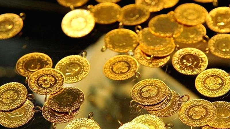 Altın fiyatları iki haftanın en yüksek seviyesine yakın işlem görüyor.