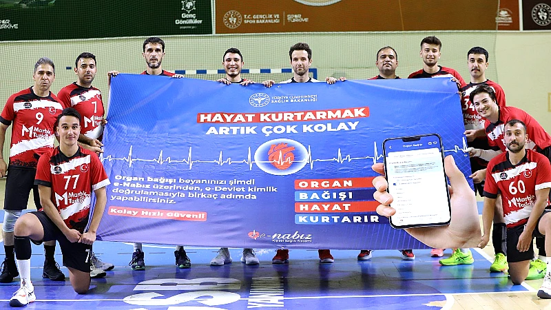 Menteşe Spor Salonu’nda oynanan Erkekler 2. Lig mücadelesinde Muğla Sportif