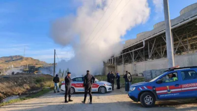 Aydın'ın Germencik ilçesindeki Bozköy yolunda Maren Enerji'ye ait jeotermal iletim