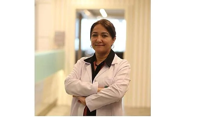 Üsküdar Üniversitesi NPİSTANBUL Hastanesi Psikiyatri Uzmanı Prof. Dr. Gül Eryılmaz, anne-baba