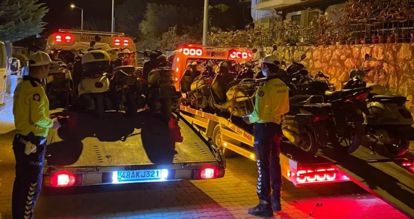 Datça’da motosiklet denetimi Datça ilçesinde gerçekleştirilen trafik denetiminde, kurallara aykırı hareket eden 15